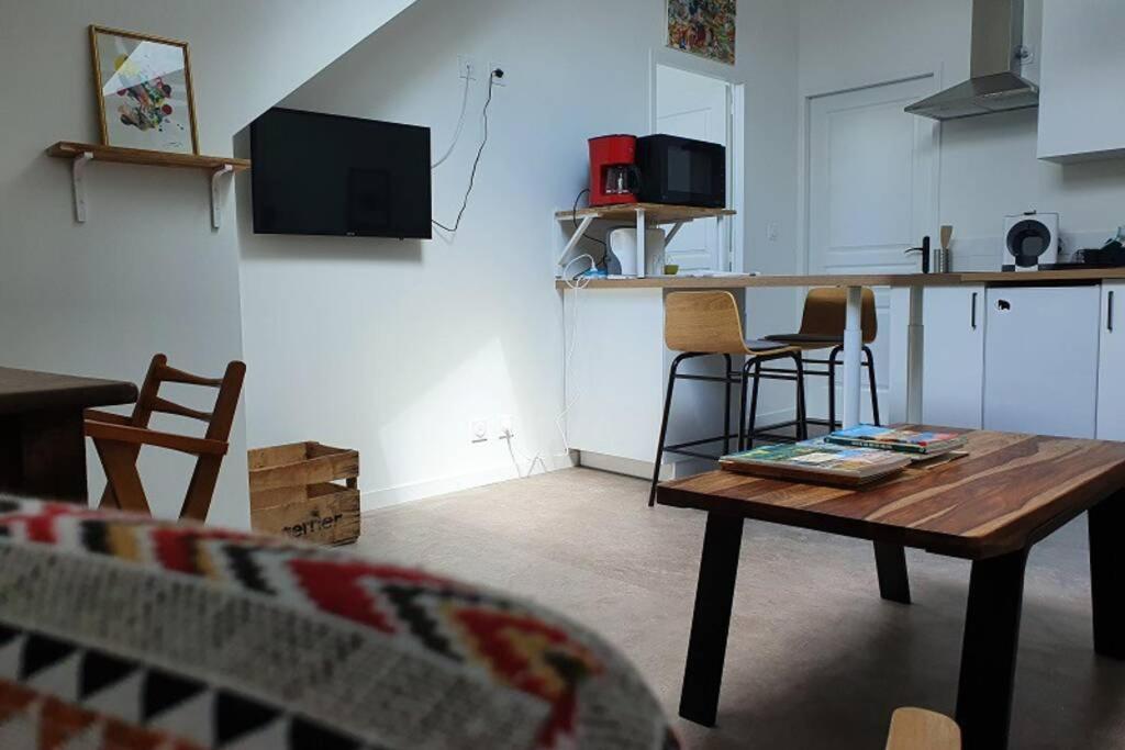 Apartament Vol De Nuit - Balade Urbaine Au Centre D'Épernay Zewnętrze zdjęcie